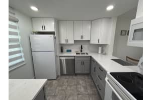 33 Abbey Lane, Delray Beach, FL 33446 - MLS#B26009501