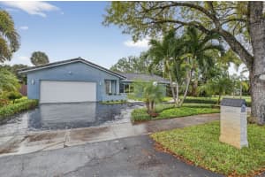 6800 24th Terrace, Fort Lauderdale, FL 33309 - MLS#B26009527