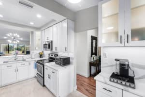 5120 Golfview Court, Delray Beach, FL 33484 - MLS#B26009535