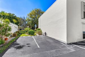 2561 Boundbrook Boulevard, Palm Springs, FL 33406 - MLS#B26009608