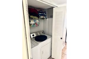 815 Boynton Beach Boulevard, Boynton Beach, FL 33426 - MLS#B26009676