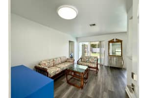 210 Ocean Parkway, Boynton Beach, FL 33435 - MLS#B26009693