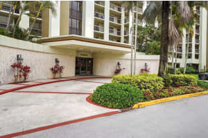 7050 44th Street, Lauderhill, FL 33319 - MLS#B26009727