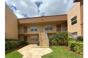 465 Flanders J , Delray Beach, FL 33484 - MLS#B26009730
