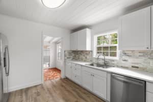 306 34th Street, West Palm Beach, FL 33407 - MLS#B26009737