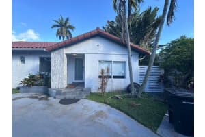 1460 Marseille Drive, Miami Beach, FL 33141 - MLS#B26009752