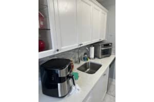 6768 10th Ave Avenue, Lake Worth, FL 33467 - MLS#B26009756