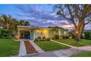 1439 Broome Street, Lantana, FL 33462 - MLS#B26009786