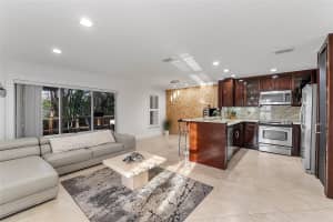 3221 NE 16th St, Pompano Beach, FL 33062, Sold 03/31/26