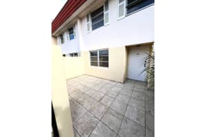 4092 Inverrary Drive, Lauderhill, FL 33319 - MLS#B26009823