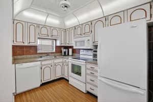 8921 Hollybrook Boulevard, Pembroke Pines, FL 33025 - MLS#B26009834