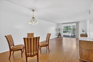 8921 Hollybrook Boulevard, Pembroke Pines, FL 33025 - MLS#B26009834