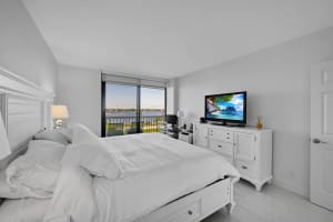 3300 Ocean Boulevard, Palm Beach, FL 33480 - MLS#B26009838