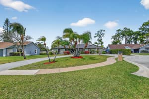 1074 Northumberland Court, Wellington, FL 33414 - MLS#B26009842