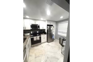 605 Oaks Drive, Pompano Beach, FL 33069 - MLS#B26009858