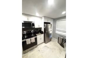 605 Oaks Drive, Pompano Beach, FL 33069 - MLS#B26009858