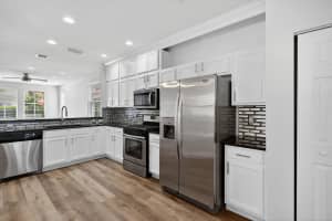 318 September Street, Palm Beach Gardens, FL 33410 - MLS#B26009888