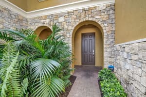 10457 Wellington Parc Drive, Wellington, FL 33449 - MLS#B26009921