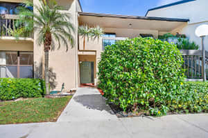 5021 Oak Hill Lane, Delray Beach, FL 33484 - MLS#B26009949