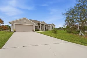 5923 Brianna Court, Port Saint Lucie, FL 34986 - MLS#B26009971