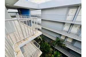 8201 8th Street, Miami, FL 33126 - MLS#B26010017