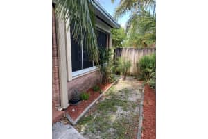 1500 5th Avenue, Fort Lauderdale, FL 33311 - MLS#B26010026