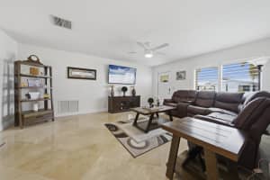 2390 14th Avenue, Boynton Beach, FL 33426 - MLS#B26010045