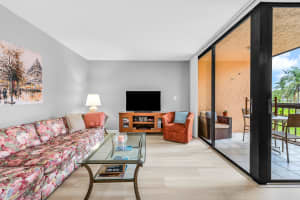 2255 Lindell Boulevard, Delray Beach, FL 33444 - MLS#B26010047