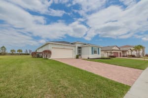 13145 Copper Creek Drive, Port Saint Lucie, FL 34987 - MLS#B26010050