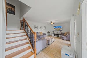 149 Lake Arbor Drive, Palm Springs, FL 33461 - MLS#B26010068