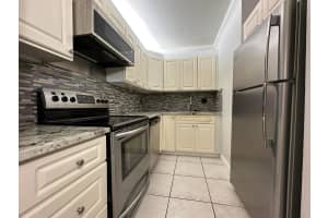 555 8th Street, Deerfield Beach, FL 33441 - MLS#B26010093