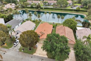 600 45th Avenue, Deerfield Beach, FL 33442 - MLS#B26010114