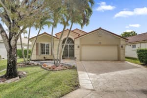600 45th Avenue, Deerfield Beach, FL 33442 - MLS#B26010114