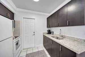 2724 14th Street, Fort Lauderdale, FL 33304 - MLS#B26010201