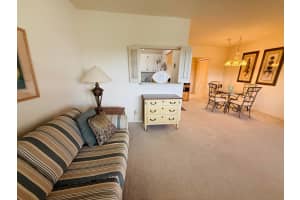 135 Easthampton , West Palm Beach, FL 33417 - MLS#B26010205