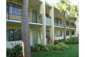 1205 Meadows Circle, Boynton Beach, FL 33436 - MLS#B26010220