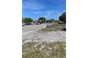 000 25th Street, Fort Pierce, FL 34994 - MLS#B26010223
