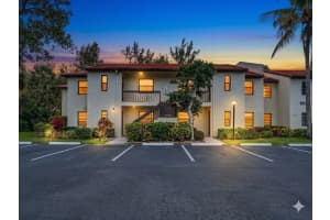 8410 Casa Del Lago , Boca Raton, FL 33433 - MLS#B26010227