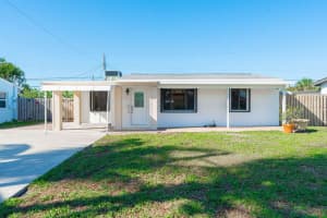 3110 Scanlan Avenue, Lake Worth, FL 33461 - MLS#B26010230