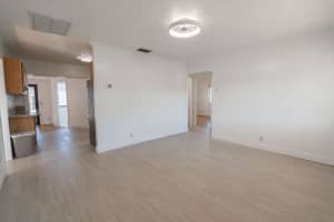 3110 Scanlan Avenue, Lake Worth, FL 33461 - MLS#B26010230