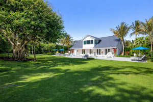 8389 Woodcrest Place, Hobe Sound, FL 33455 - MLS#B26010263