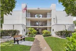 5100 Las Verdes Circle, Delray Beach, FL 33484 - MLS#B26010278