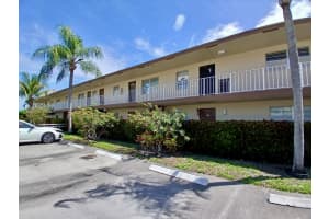 7400 5th Place, Margate, FL 33063 - MLS#B26010281