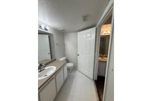 171 Palm Drive, Port Saint Lucie, FL 34986 - MLS#B26010285