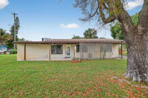 4117 5th Avenue, Oakland Park, FL 33309 - MLS#B26010319