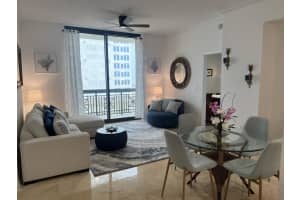 801 Olive Avenue, West Palm Beach, FL 33401 - MLS#B26010325