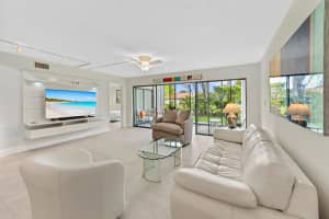 5743 Fairway Park Court, Boynton Beach, FL 33437 - MLS#B26010361