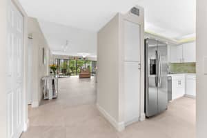 5743 Fairway Park Court, Boynton Beach, FL 33437 - MLS#B26010361