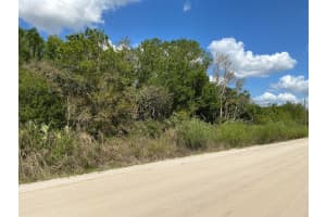 19025 272nd Street, Okeechobee, FL 34972 - MLS#B26010362