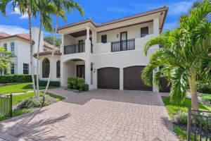 1212 Ponce De Leon Drive, Fort Lauderdale, FL 33316 - MLS#B26010409